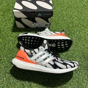 Adidas UltraBoost x Marimekko